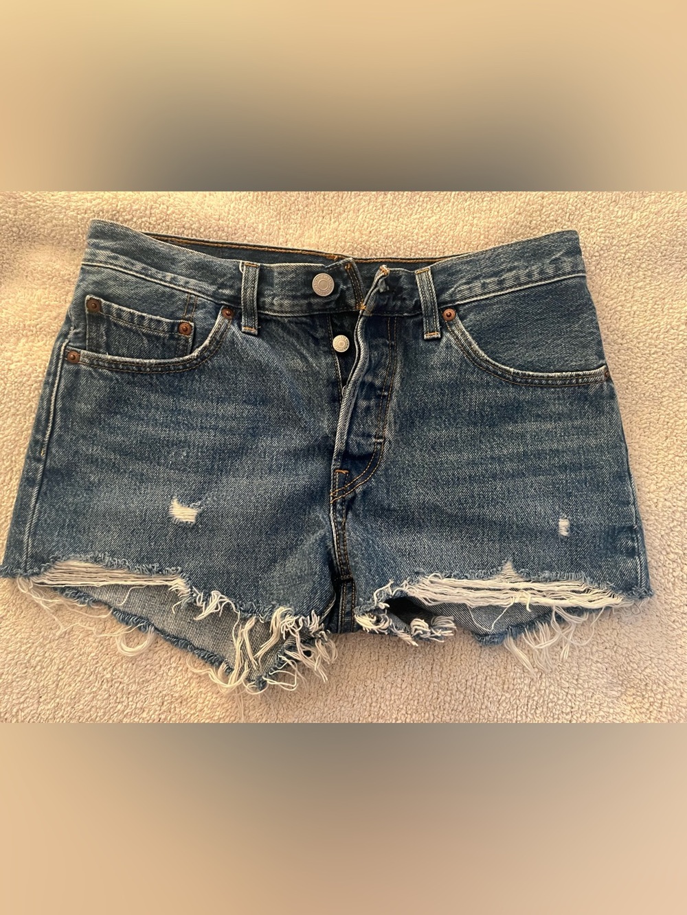 Levis Classic Distressed Denim Women's Shorts - Blue Size 27